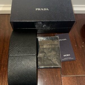 Prada Sunglass / Glasses Case with box and cloth
Never used